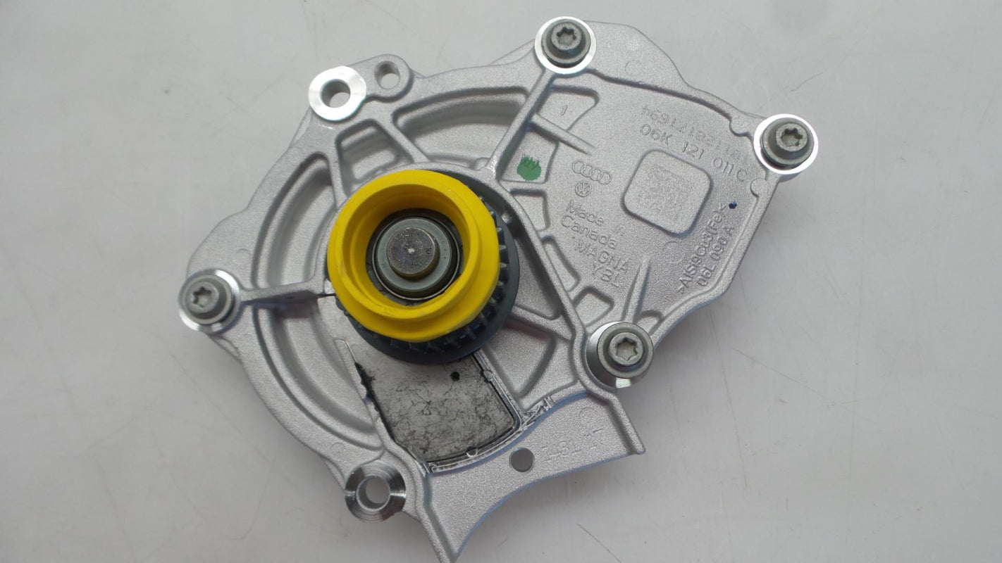 Original VW Atlas Jetta Beetle Passat Golf GTI Tiguan Wasserpumpe 06K121011C