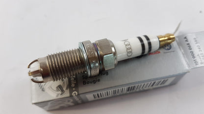 Original OE Volkswagen Zündkerze 101000068AA