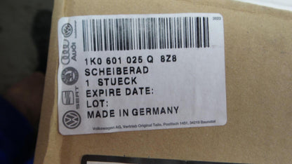 Original VW Golf V-VI Jetta V Touran I Alufelge 6JX16 ET50 1K0601025Q8Z8