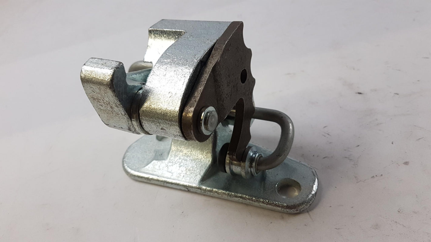 Original OE Volkswagen Türscharnier 7H0831412A
