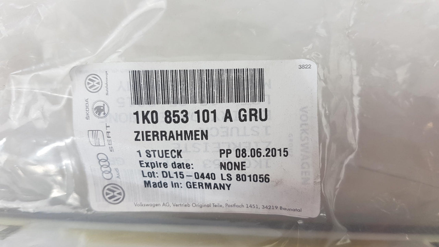 Original VW Golf V GT Stoßstangen Zierleiste grundiert mitte vorne 1K0853101AGRU