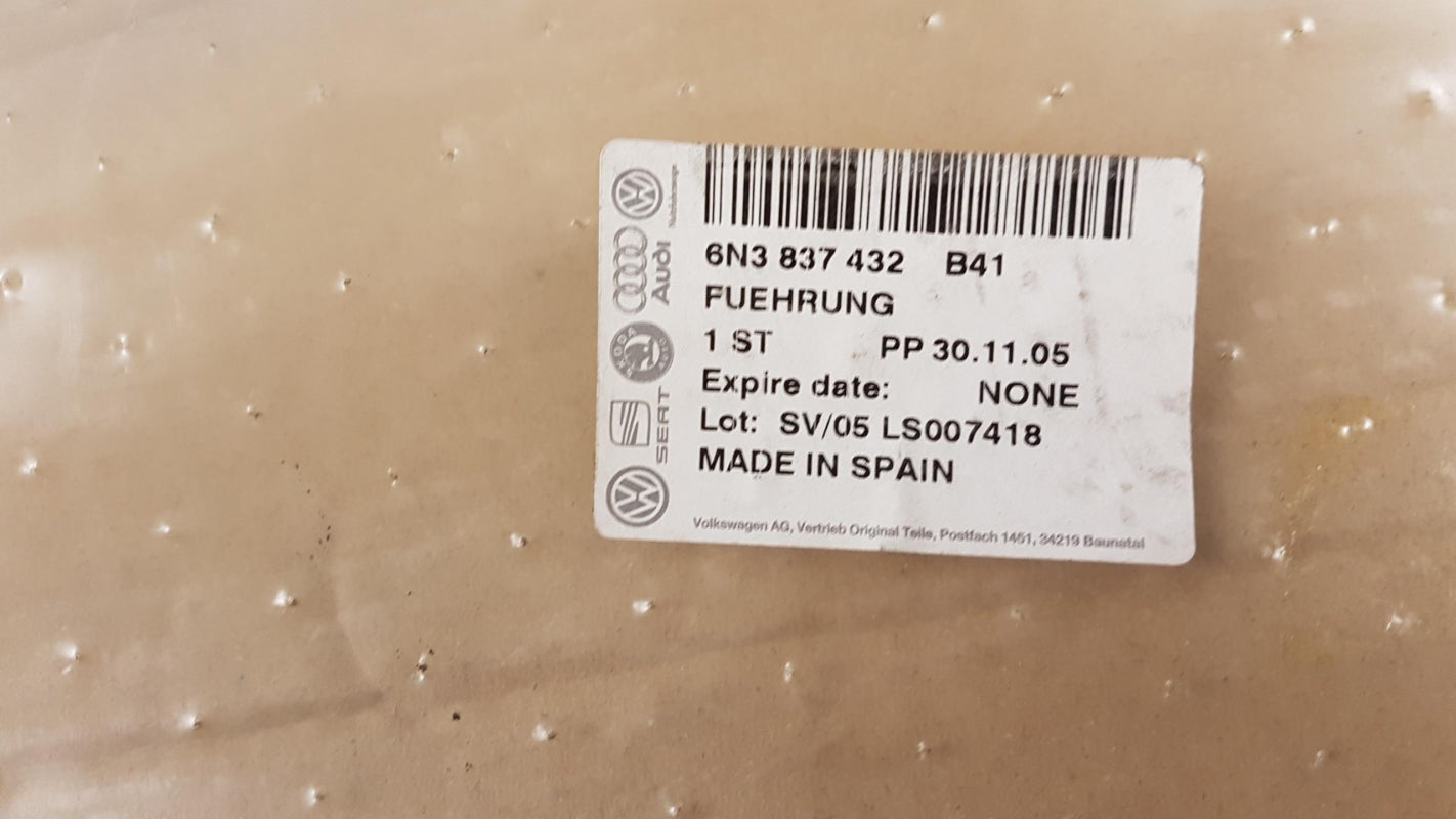 Original OE Volkswagen Fensterführungsschiene 6N3837432B41