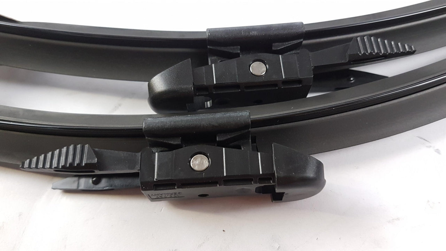 Original OE MERCEDES-BENZ Wischerblättersatz (2st) A6398200200