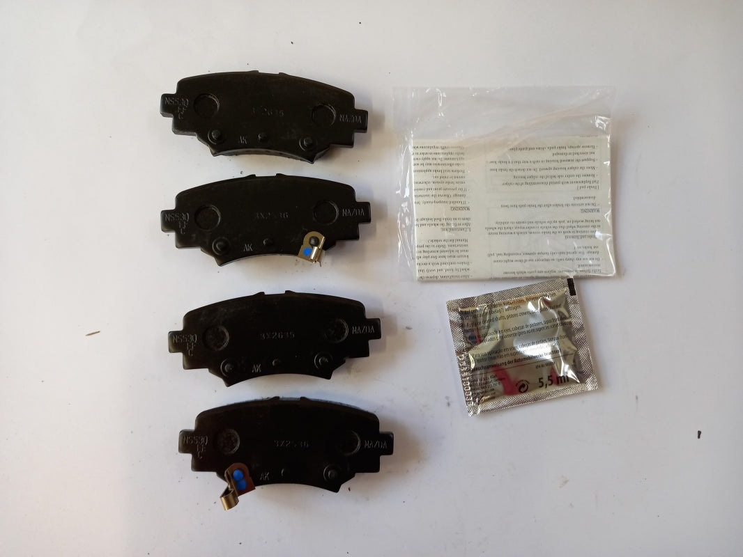 Original OE MAZDA Bremsbeläge B4Y02648ZA