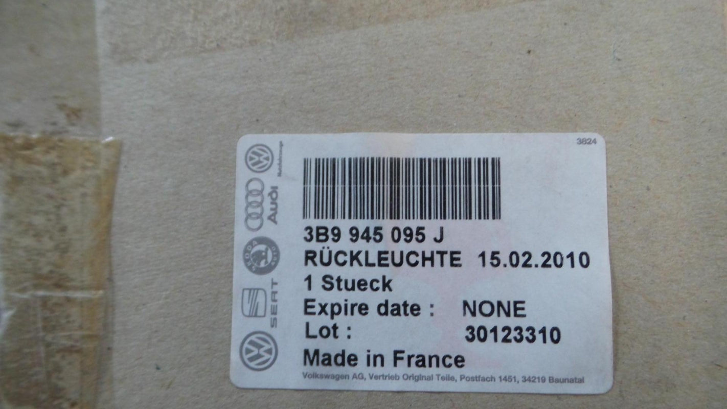 Original VW Passat '97-'00 Schlussleuchte Heckleuchte rot links 3B9945095J