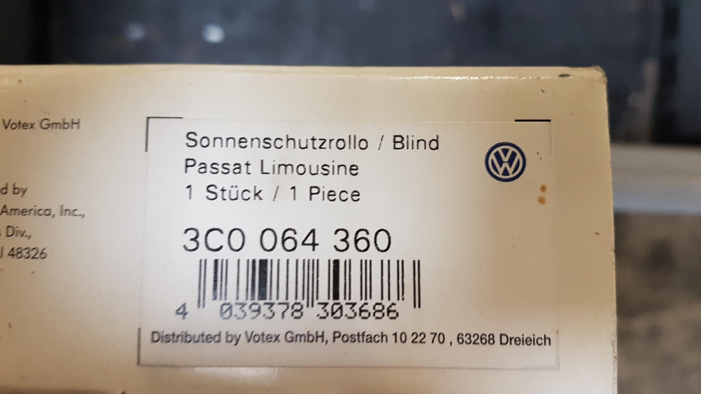 Original VW Passat Limousine B6 Sonnenschutzrollo für Heckscheibe 3C0064360