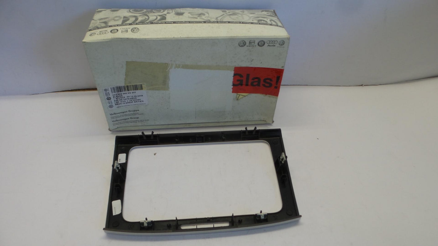 Original VW Passat B6 Armaturenbrett Blende aluminium gebürstet 3C0858069AG20V