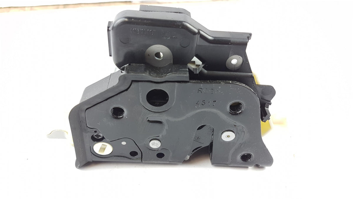 Original AUDI A3 II RS3 A6 RS6 (C6) A8 II Türschloss hinten rechts 4F0839016