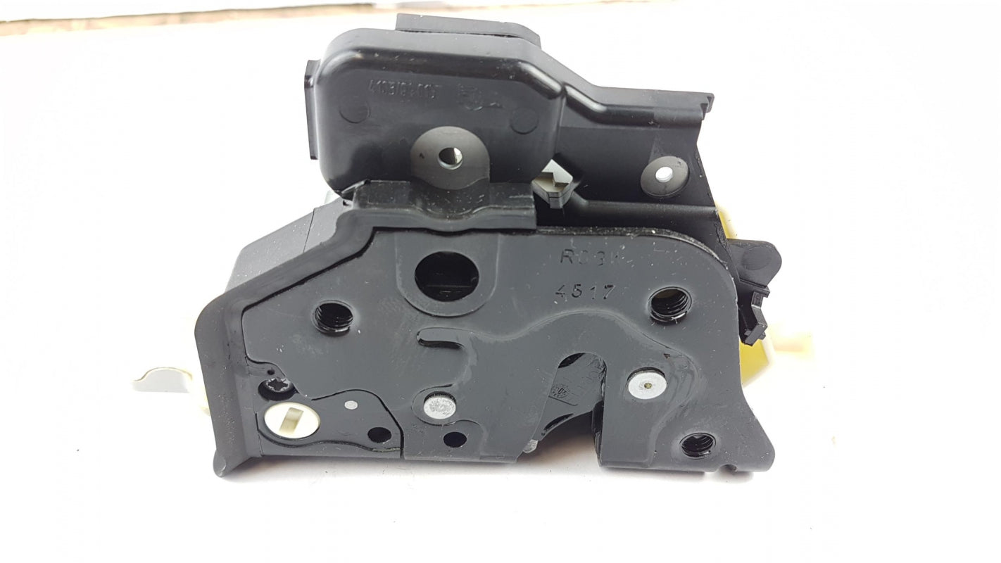 Original AUDI A3 II RS3 A6 RS6 (C6) A8 II Türschloss hinten rechts 4F0839016