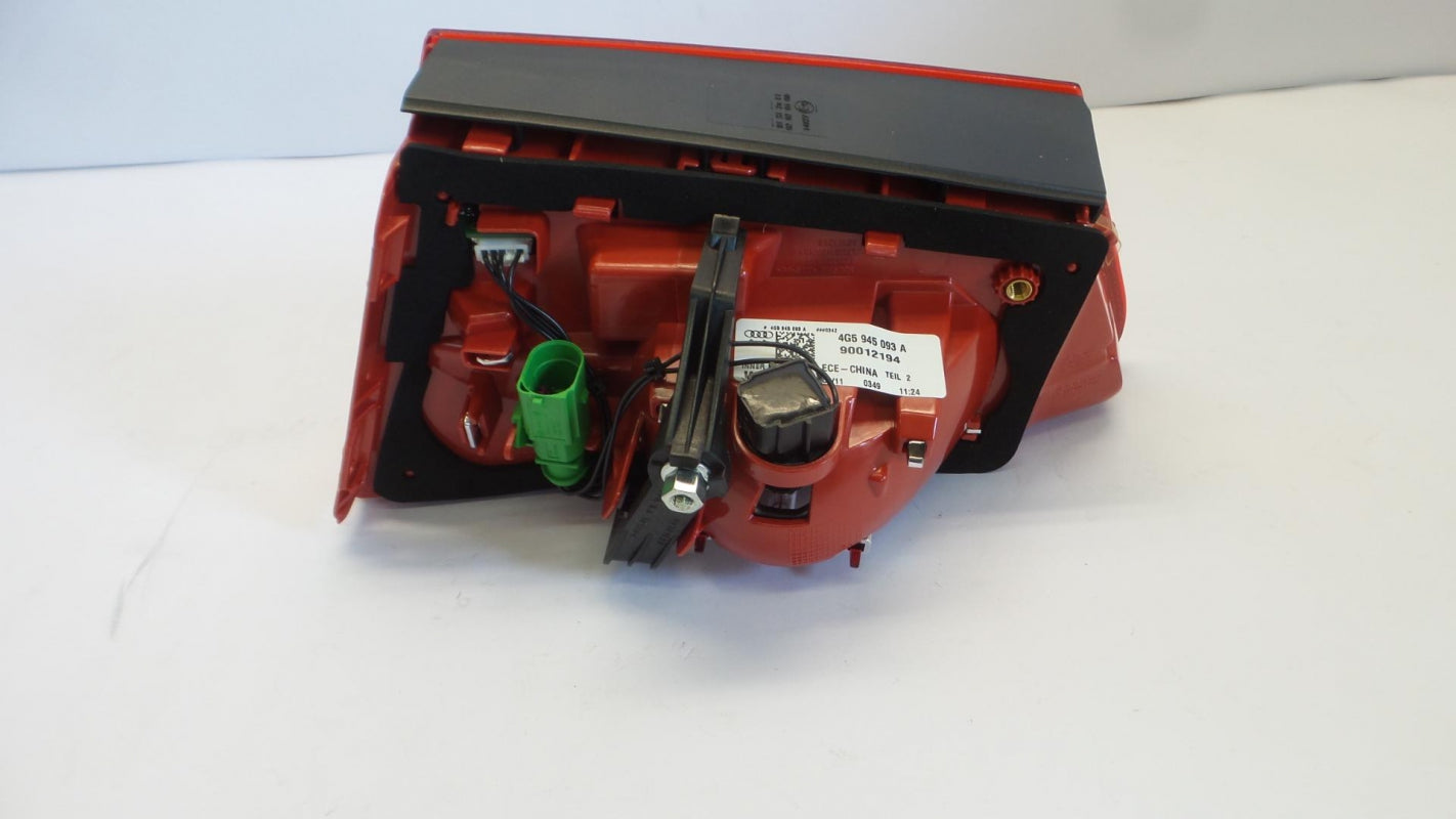 Original AUDI A6 (4G) Limousine LED-Schlussleuchte Heckleuchte links 4G5945093A
