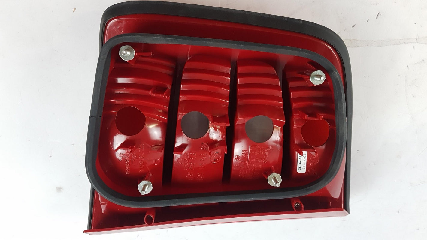 Original OE Volkswagen Heckleuchte 6Y9945112B