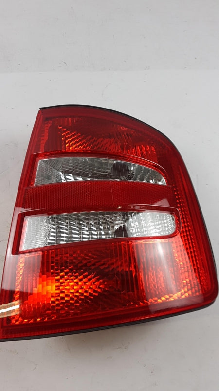 Original OE Volkswagen Heckleuchte 6Y9945112B
