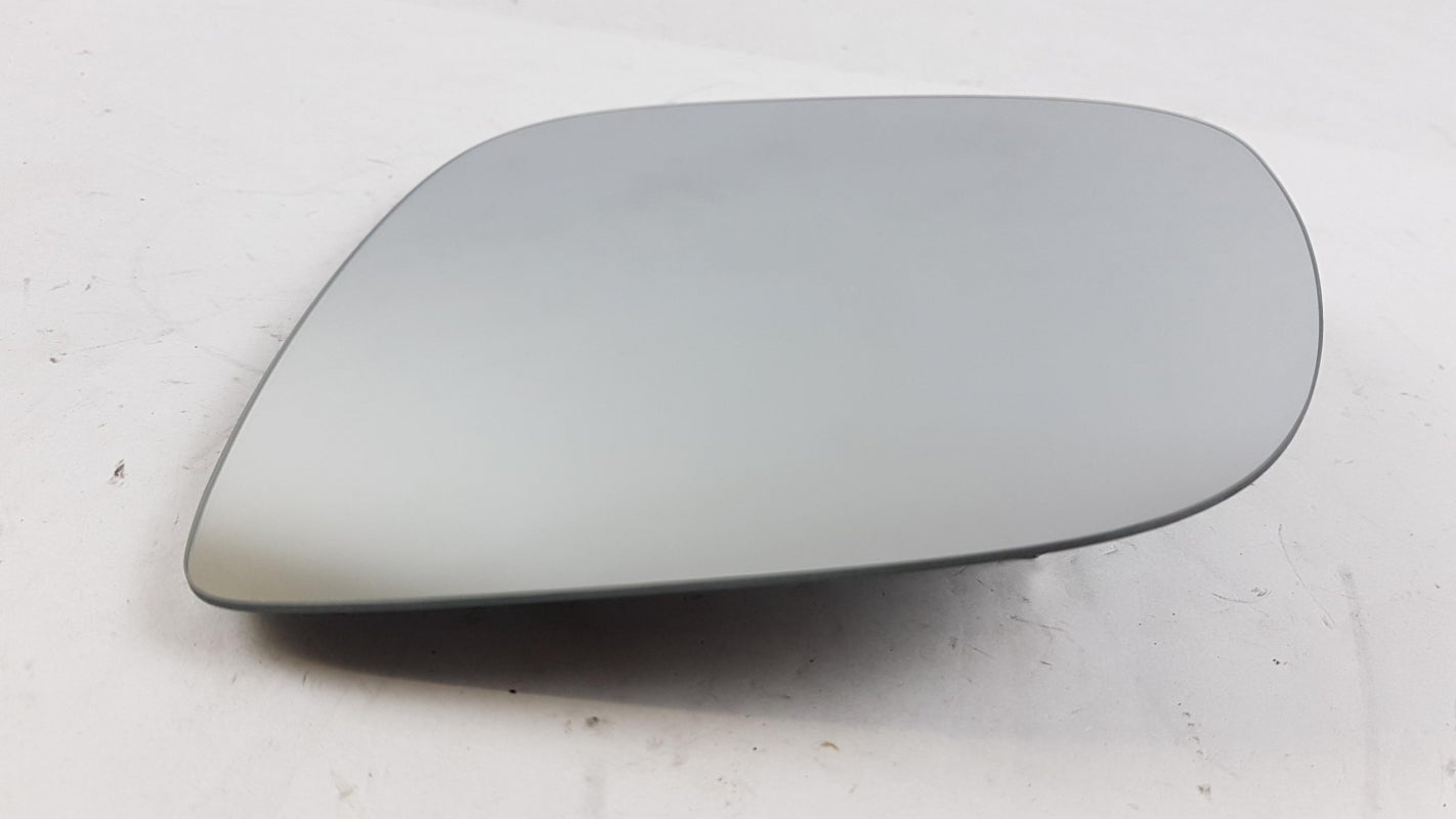 Original OE Volkswagen exterior mirror glass 7E1857521N 