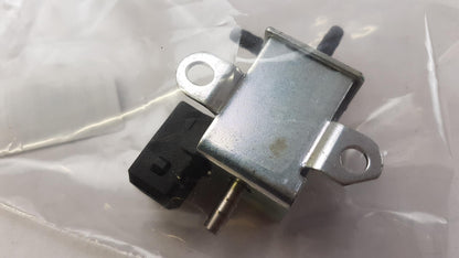 Original OE Volkswagen Magnetventil 026906283J