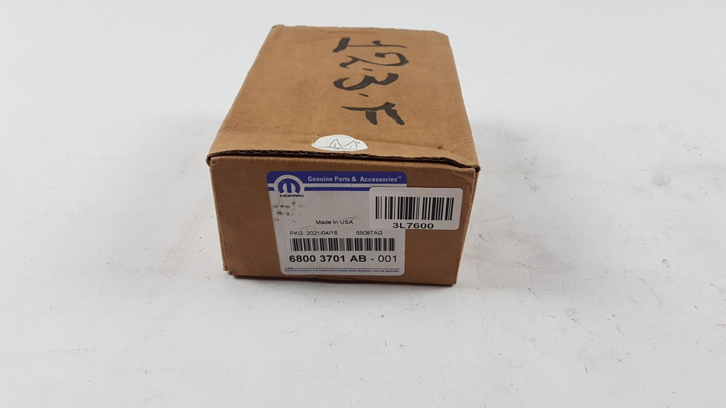 Original JEEP Wrangler Liberty (2011-2017) Bremsbeläge vorne K68003701AB