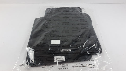 Original OE Volkswagen Fußmattensatz 5FJ863011LOE