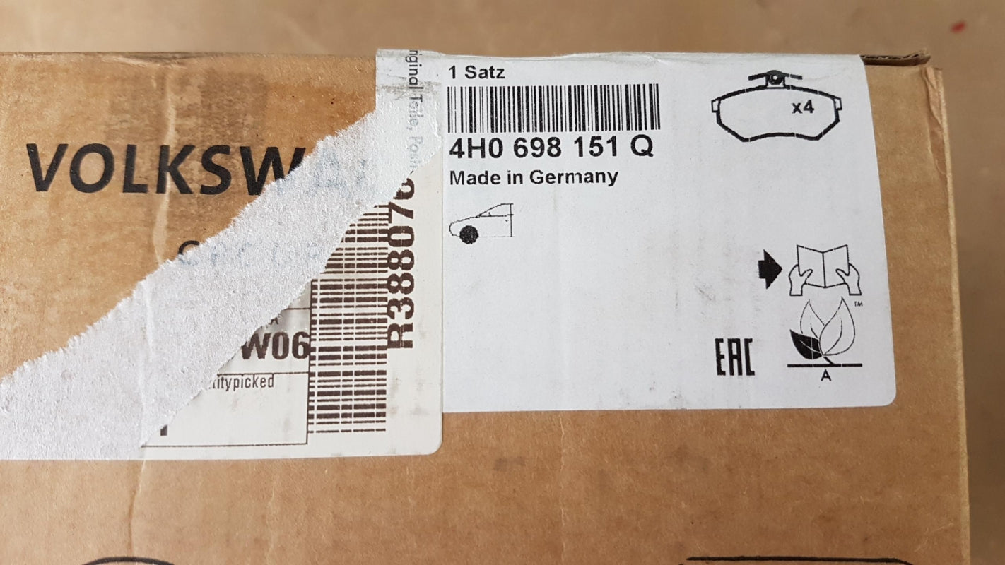 Original AUDI A8 '11-'17 Bremsbeläge vorne 4H0698151Q
