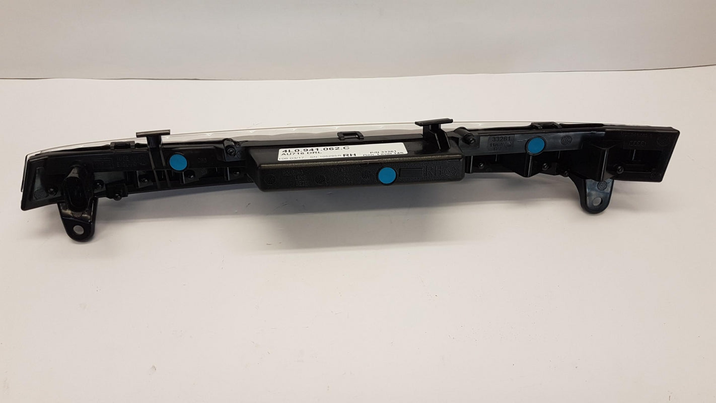Original AUDI Q7 I '10-'15 LED-Tagfahrlicht rechts 4L0941062C