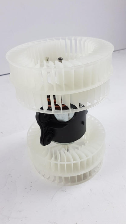 Original OE MERCEDES-BENZ Innenraumgebläse A0008357904