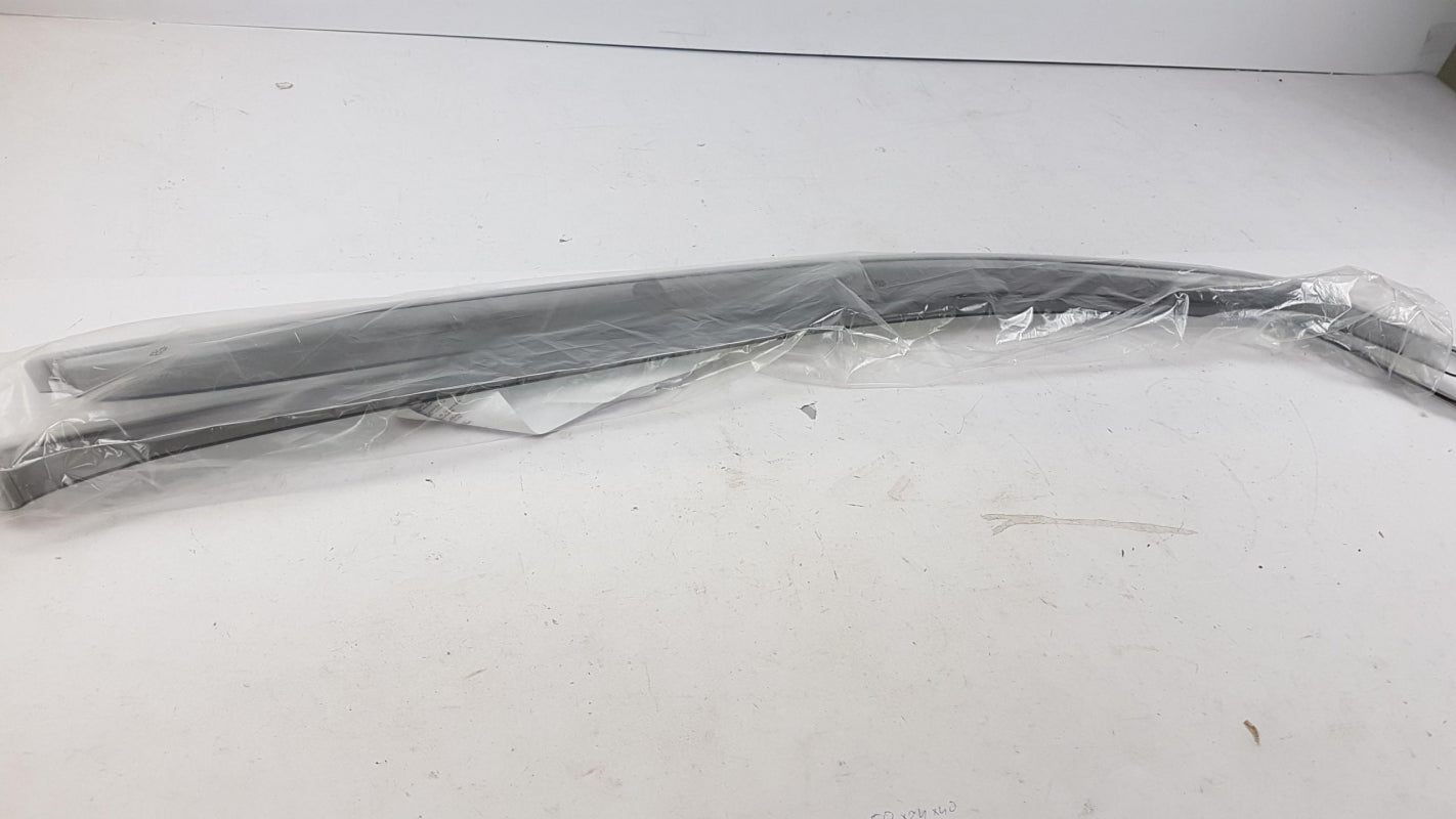 Original OE Volkswagen Windabweiser 1S3072193HU3