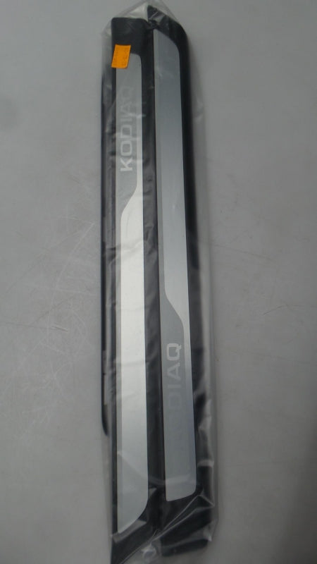 Original OE Volkswagen Einstiegsleisten Satz 565071303