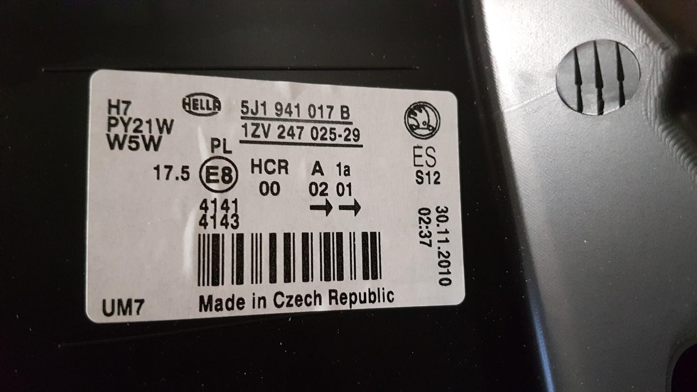 Original SKODA Roomster Fabia '07-'10 Halogen Hauptscheinwerfer links 5J1941017B
