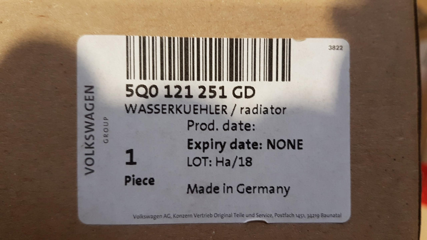 Original AUDI A3 III SEAT Leon III SKODA Kodiaq I Wasserkühler 5Q0121251GD