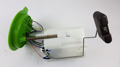 Original AUDI TT SKODA Octavia III Kraftstoffpumpe mit Geber 5Q0919051BH