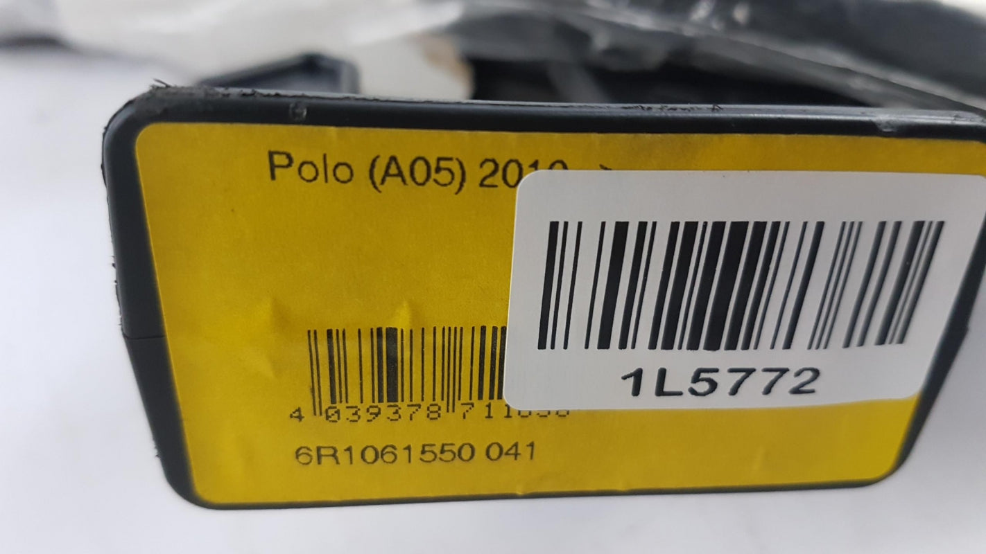 Original VW Polo V (6R/6C/61) Fußmattensatz 4 St. Gummi Schwarz 6R1061550041