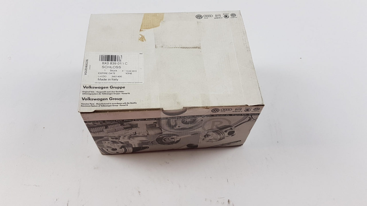 Original OE Volkswagen Türschloss 8X0839015C