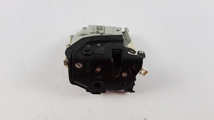 Original OE Volkswagen Türschloss 8X0839015C