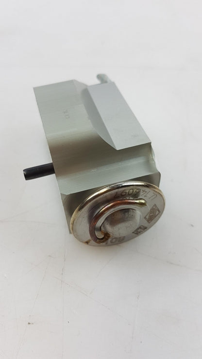 Original OE Volkswagen Klimaanlage Expansionsventil 7H0820679C