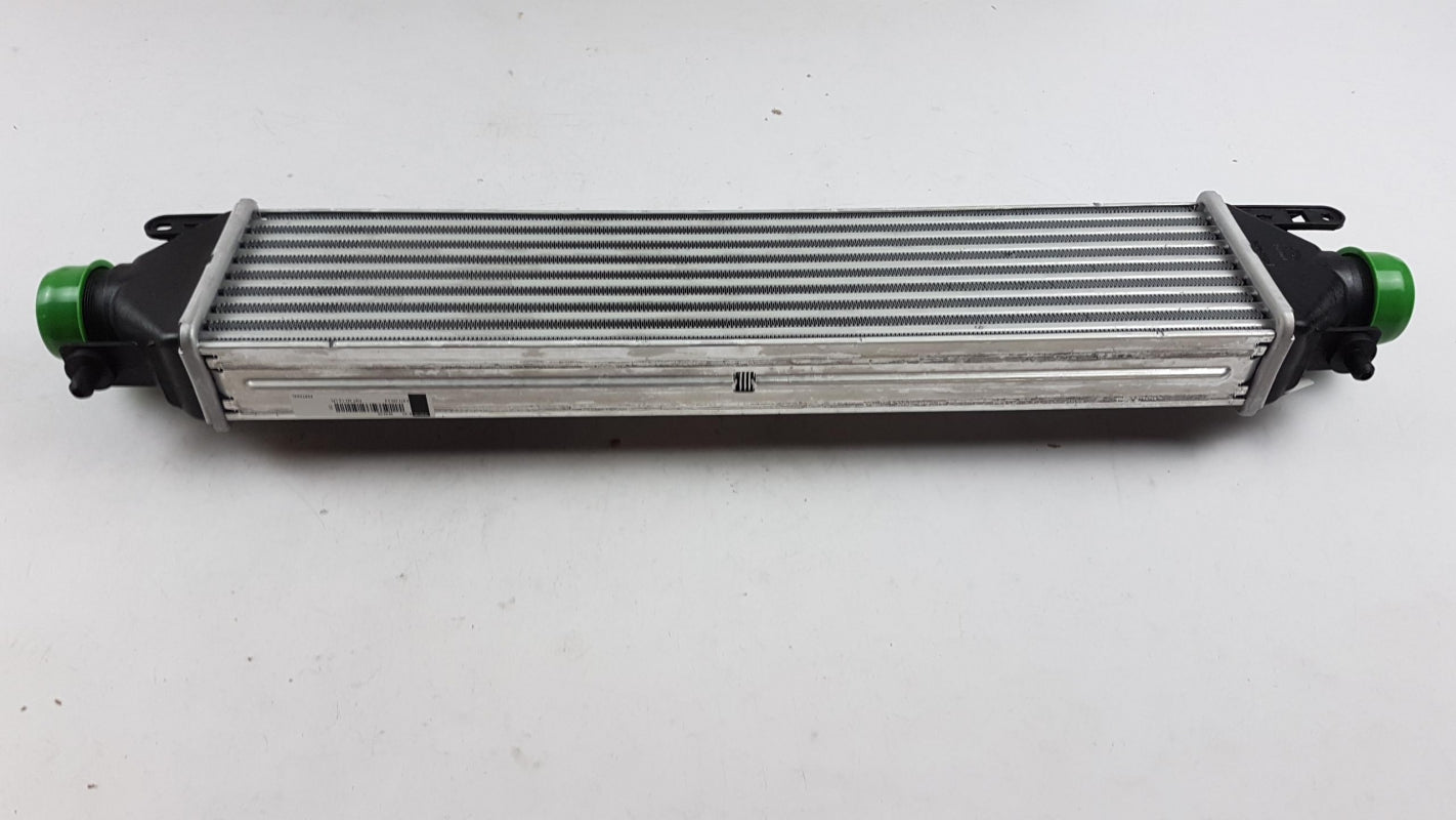 Original OE FIAT Ladeluftkühler 52018046