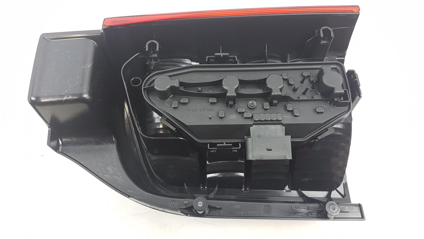 Original OE Volkswagen Heckleuchte 7H5945095M