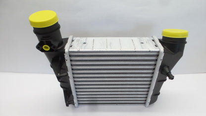 Original AUDI A4 '05-'09 SEAT Exeo 2.0L Benzinmotor Ladeluftkühler 8E0145805AA
