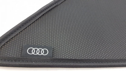 Original OE Volkswagen Sonnenschutz 8V3064160