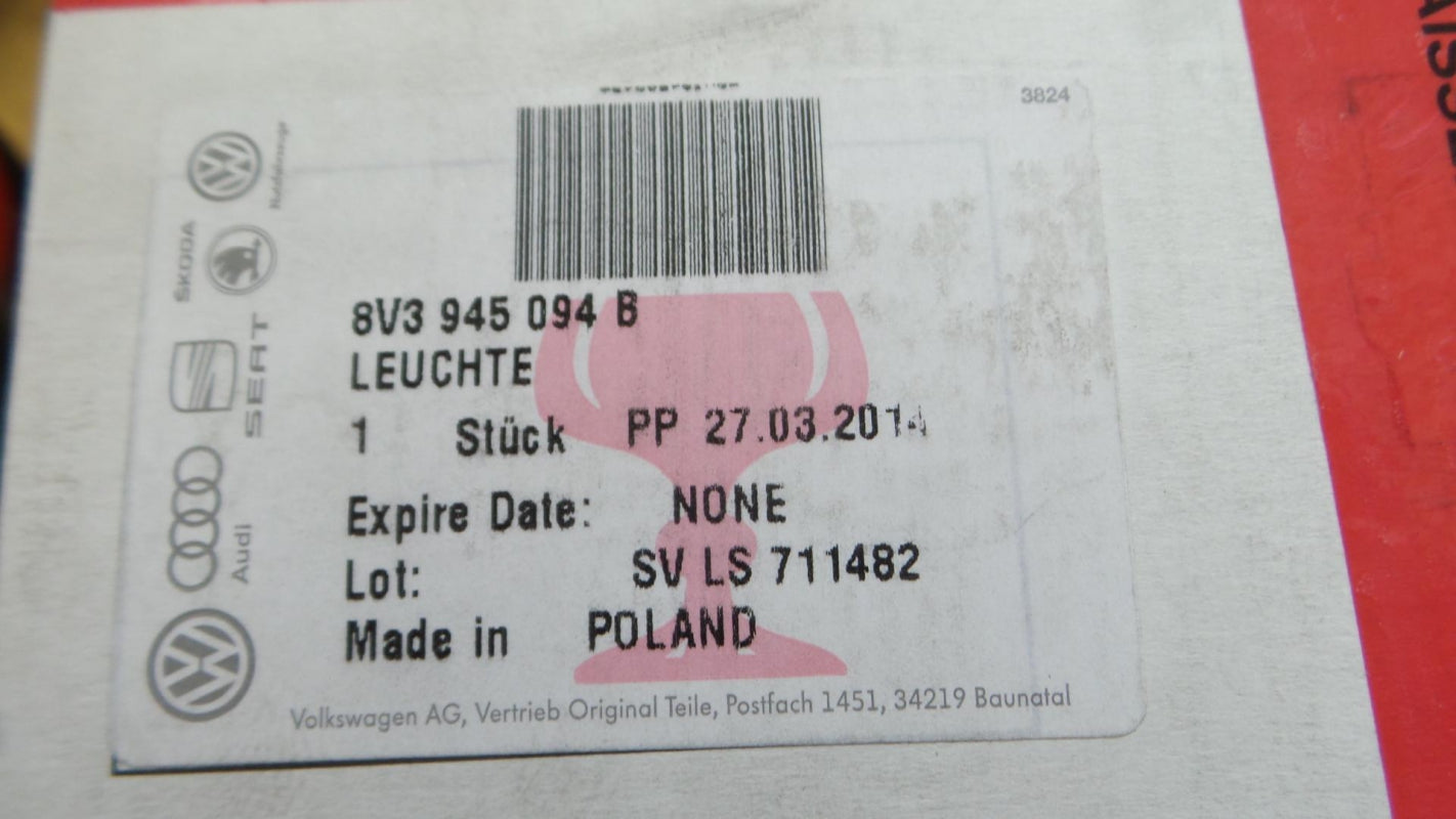 Original AUDI A3 III LED-Schlussleuchte Heckleuchte innen rechts 8V3945094B