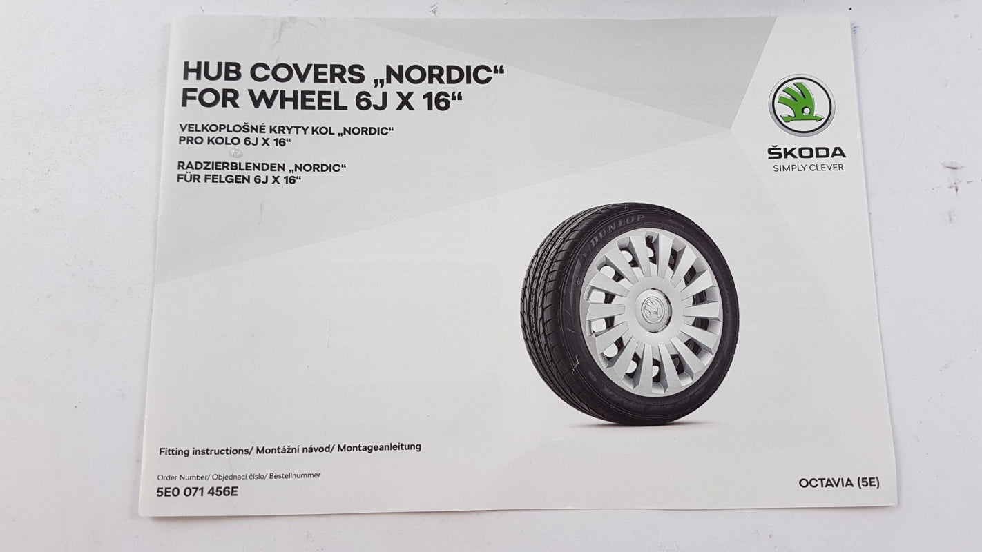 Original OE Volkswagen Radkappe 5E0071456E