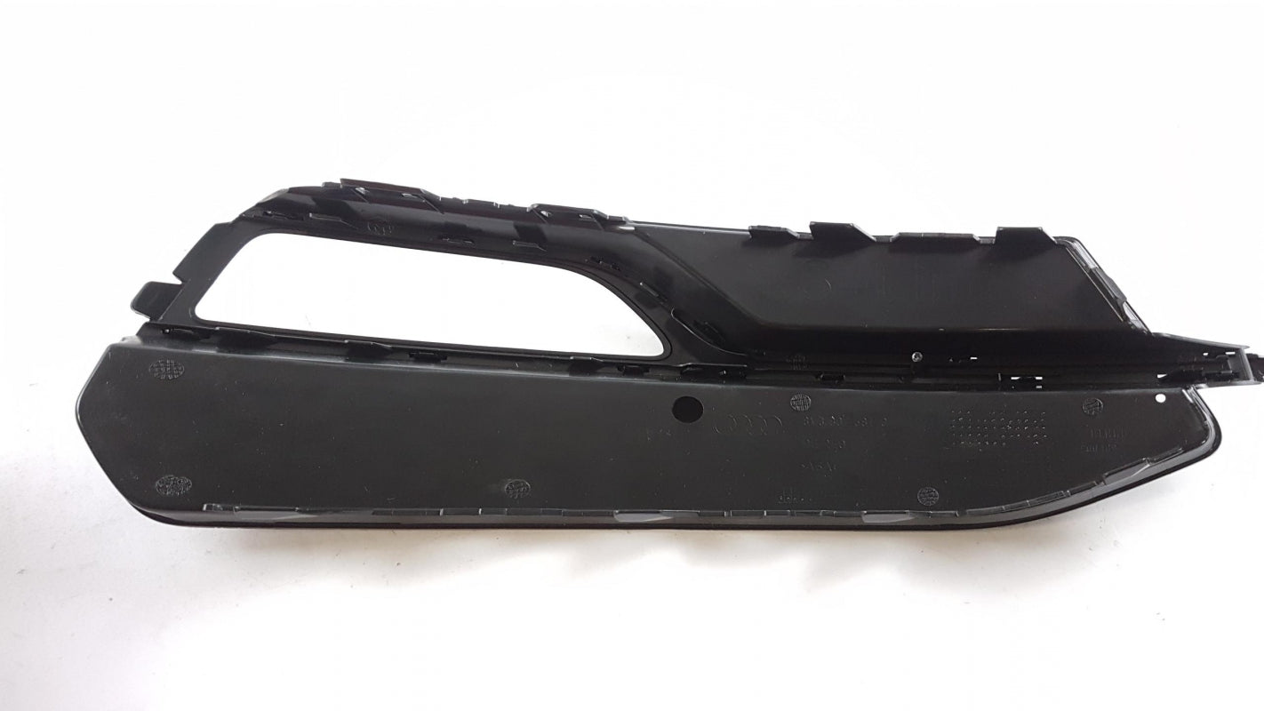 Original AUDI A3 Lüftungsgitter, Stoßfänger Links Schwarz 8V3807681G9B9