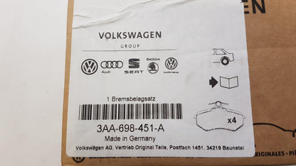 Original OE Volkswagen Bremsbeläge 3AA698451A