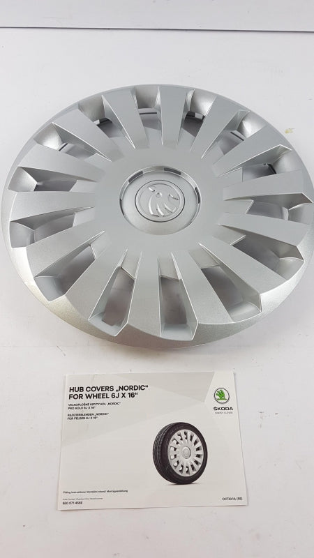 Original OE Volkswagen Radkappe 5E0071456E