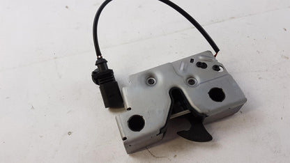 Original OE Volkswagen Motorhaubenschloß 6R1823509G