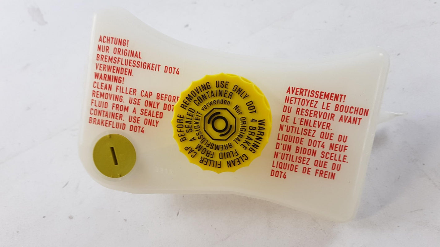 Original AUDI A4 A6 RS4 RS6 VW Passat B5 Bremsflüssigkeitsbehälter 8E0611301G