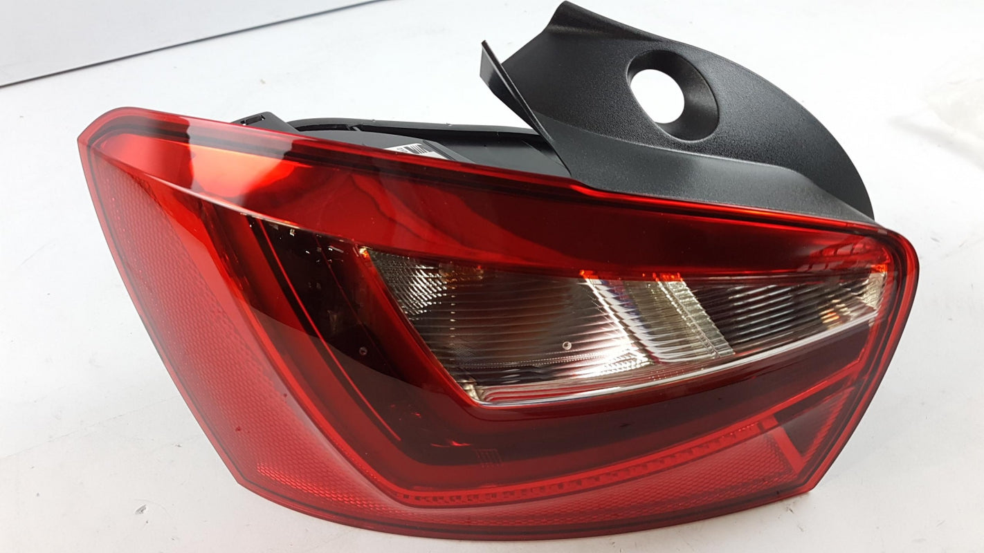 Original SEAT IBIZA IV (6J/6P) LED Schlussleuchte Hinten Links 6J4945095L