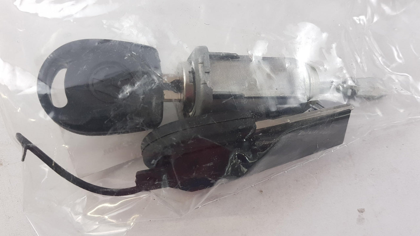 Original VW Bora Golf Mk4 Schließzylinder mit Schlüssel vorne rechts 1U0837168A