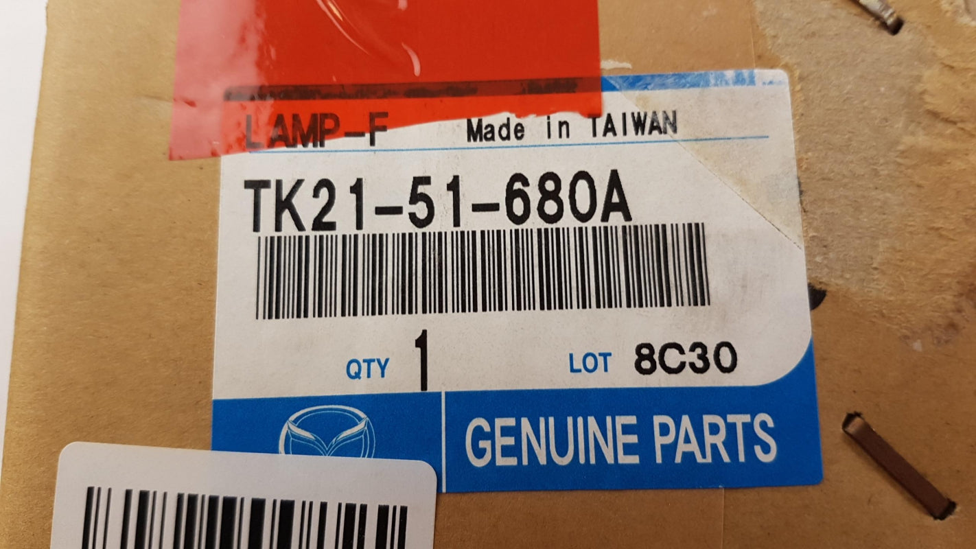 Original OE MAZDA Nebelscheinwerfer TK2151680A