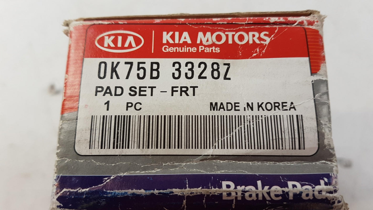 Original OE HYUNDAI/KIA Bremsbeläge 0K75B3328Z