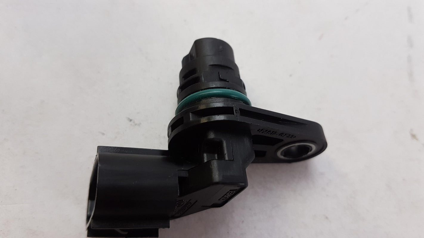 Original HYUNDAI IX35 H-1 Santa Fe KIA Sorento Nockenwellensensor 3935025010