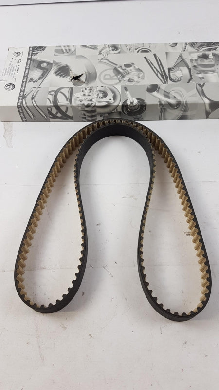 Original VW Passat B8 2.0TDI timing belt 04L109119F 