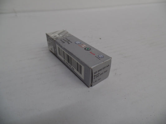 Original AUDI A3 A4 A6 A8 VW Bora Golf Parati Zündkerze LongLife 101000051AA